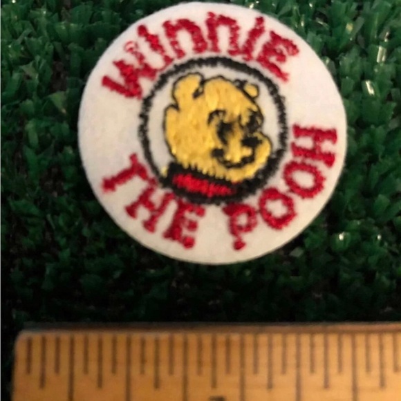 Disney Mickey Winnie Pooh Pluto Donald Duck Character Lot 7 Sew/Iron-on Patches - Picture 5 of 10